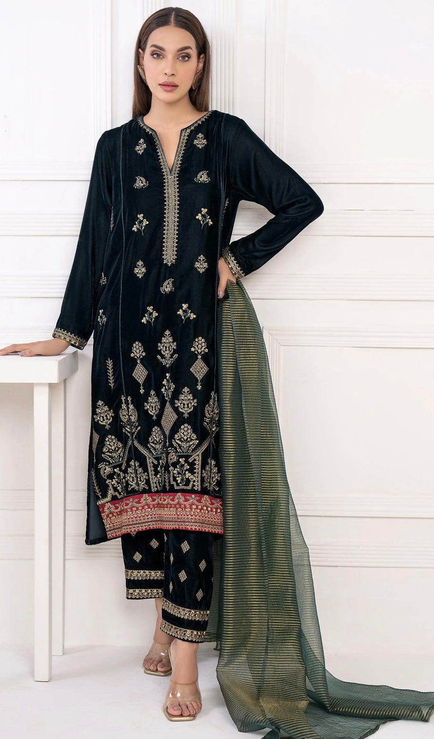 Brand: Limelight-Darkgreen-Velvet
