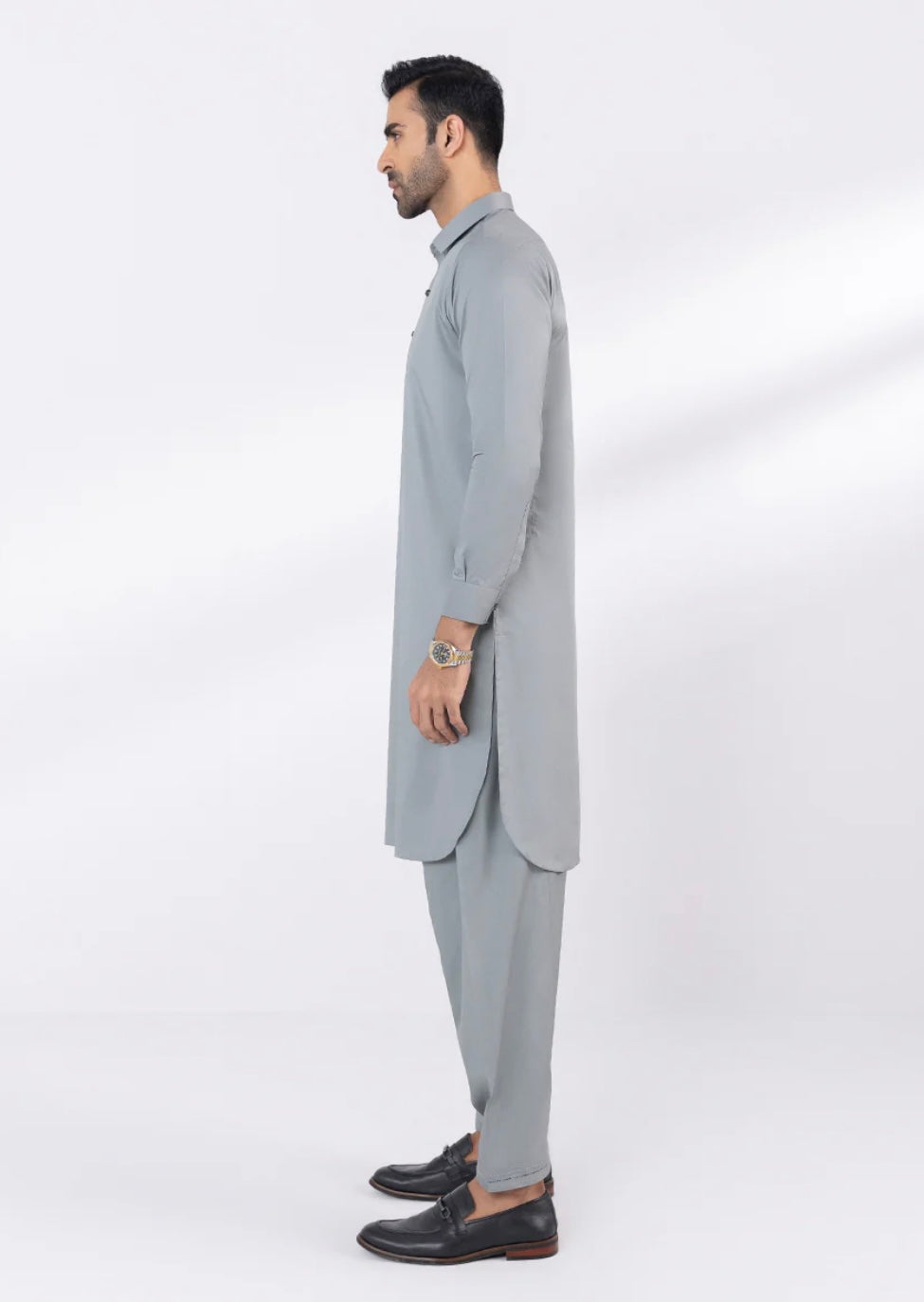 Brand: Sapphire-Gents