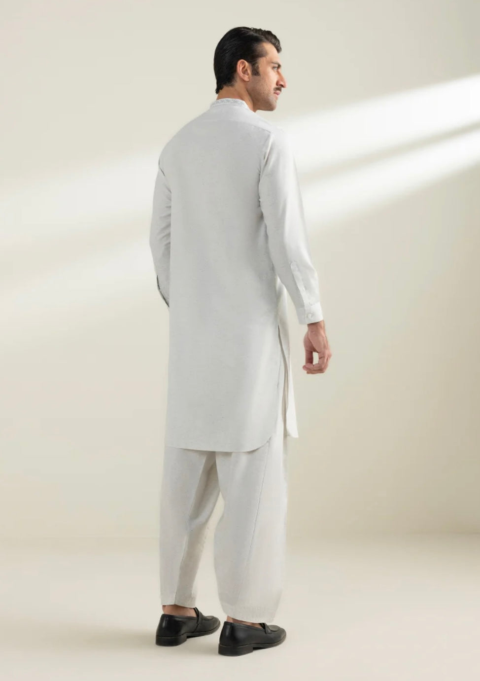Brand: Sapphire-Gents