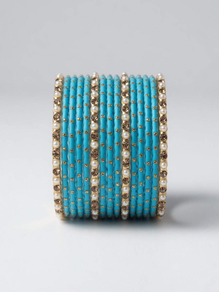 Size: 2.8 Blue & Pearl Bangles