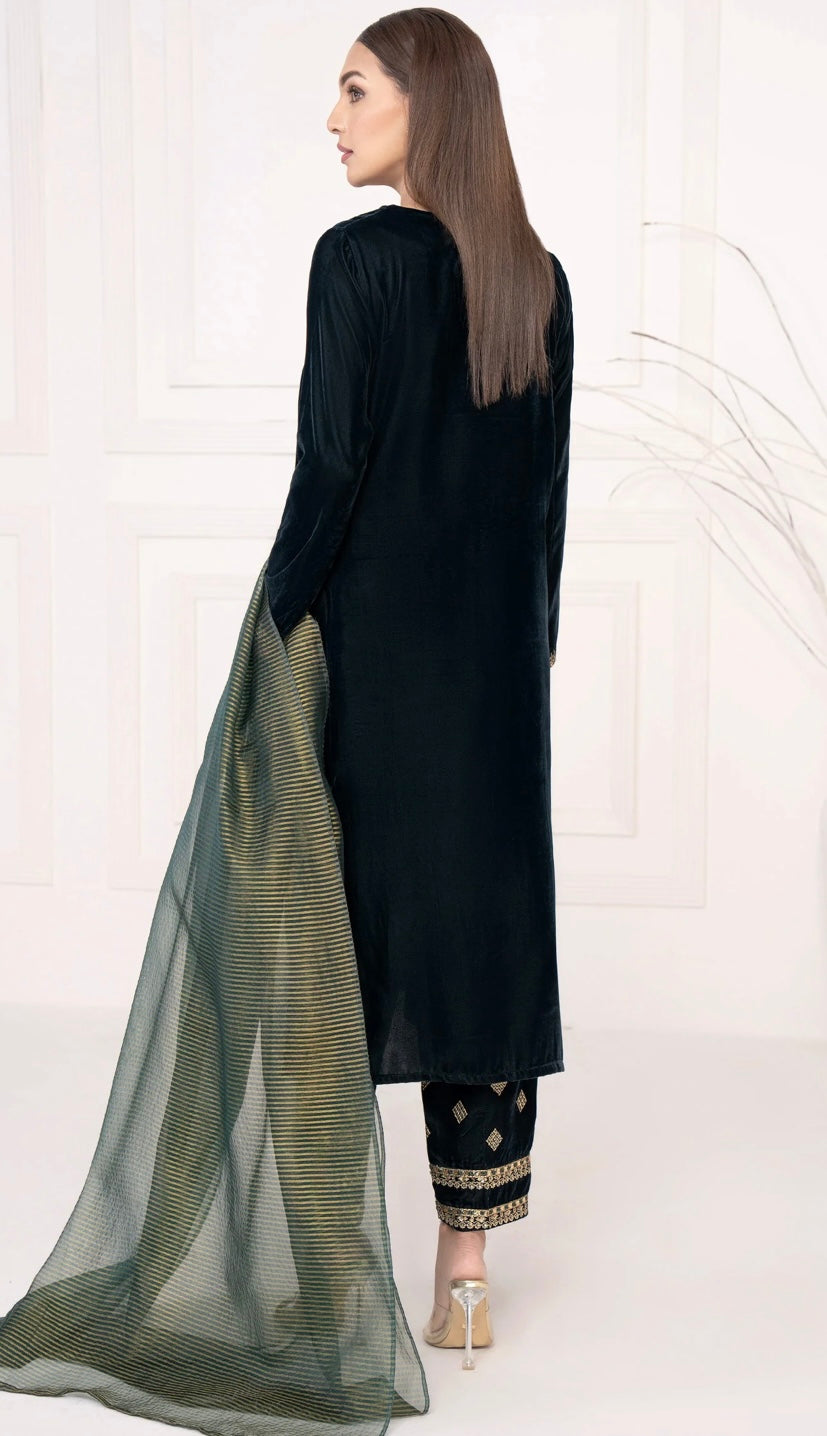 Brand: Limelight-Darkgreen-Velvet