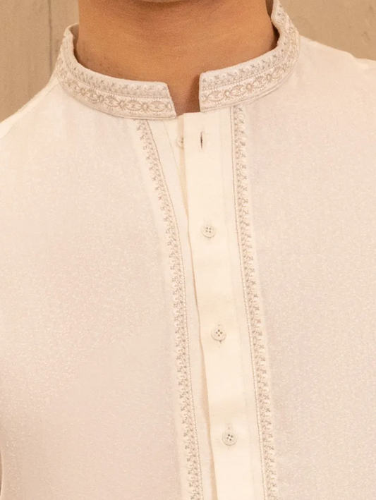 J. -Off white-TeenBoys