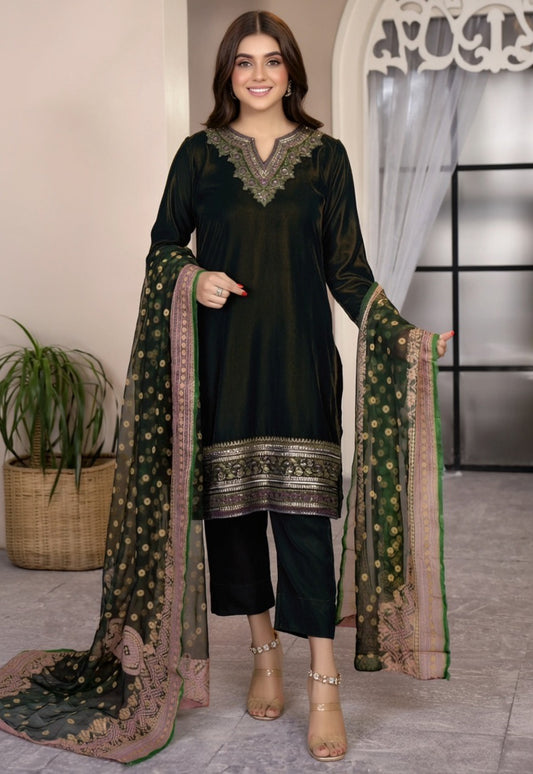 Brand: Limelight-Darkgreen-Velvet