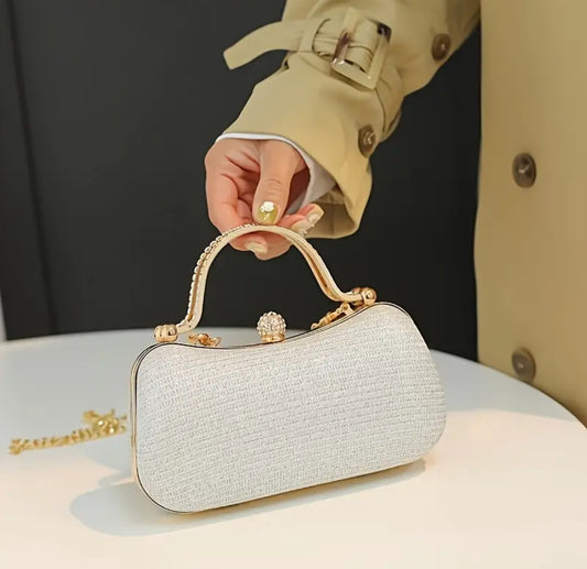 Sparkling Crystal Clutch