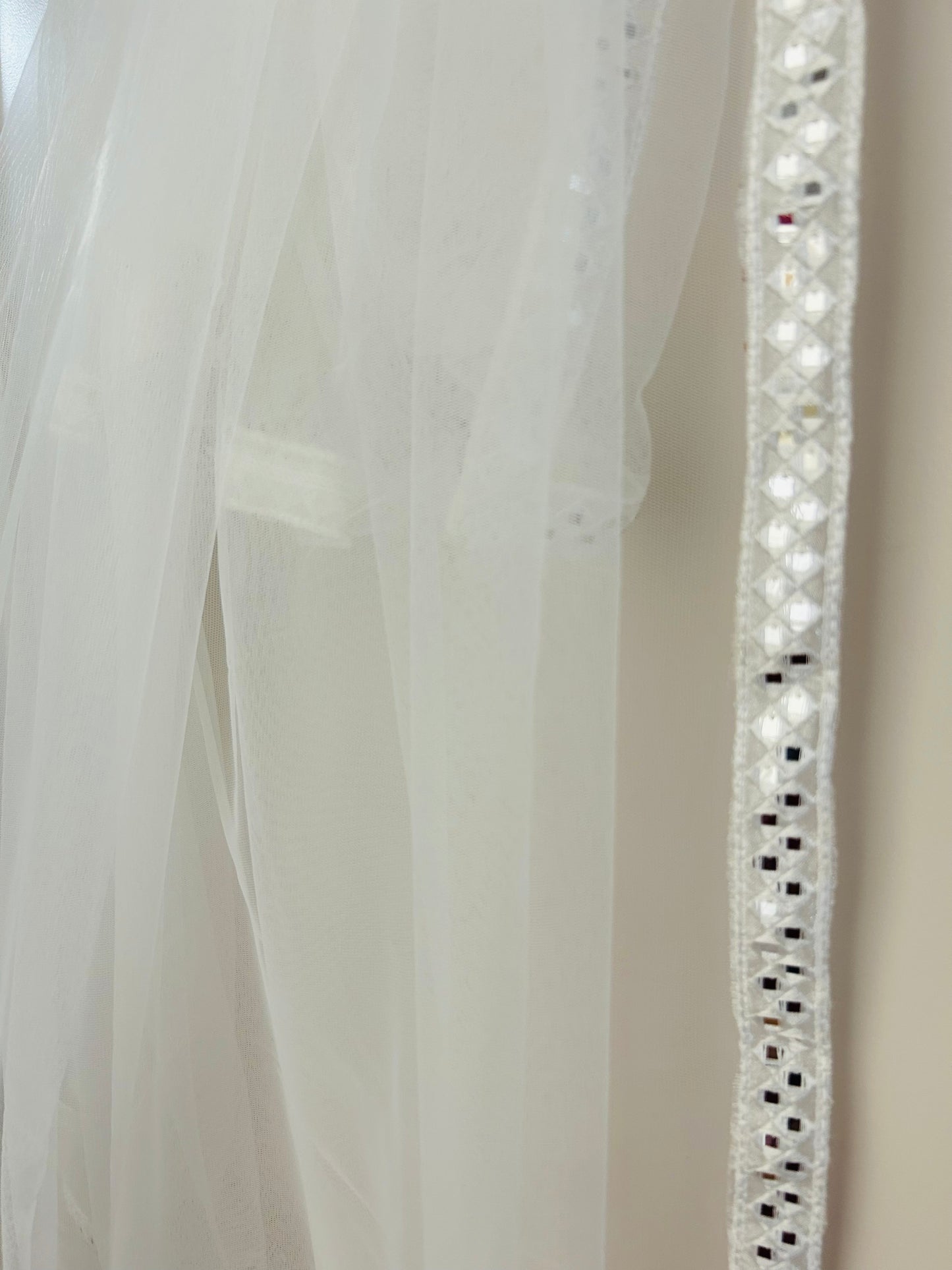 Soft Net-White-Duppata