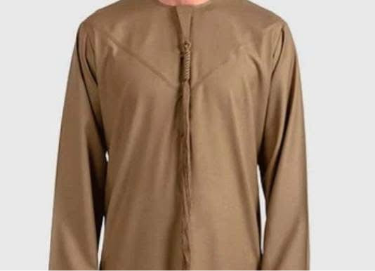 Emirati Thobe/Jubba