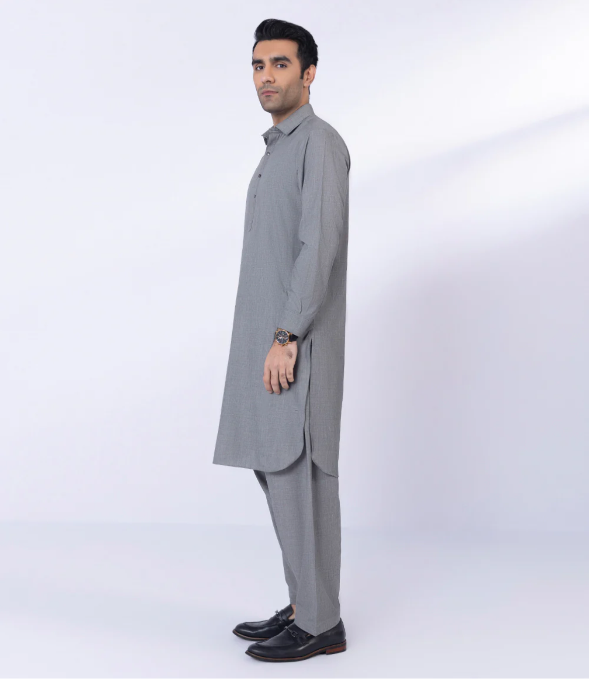 Brand: Sapphire-Gents