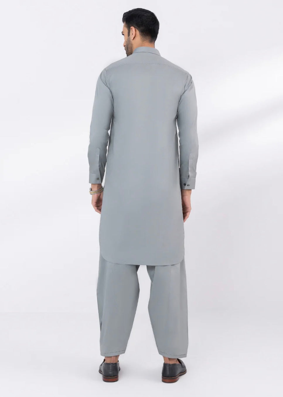 Brand: Sapphire-Gents