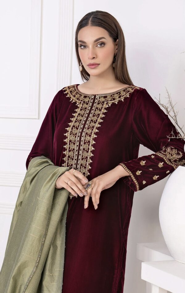 Brand: Limelight-Burgundy-Velvet
