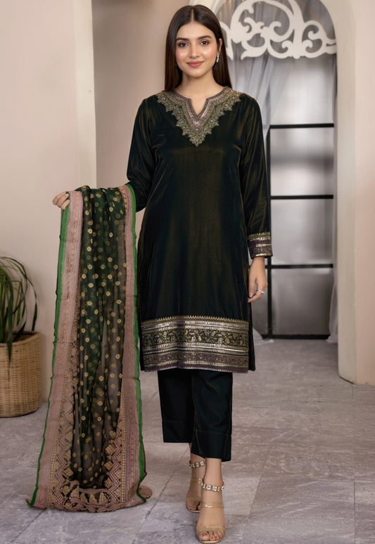 Brand: Limelight-Darkgreen-Velvet