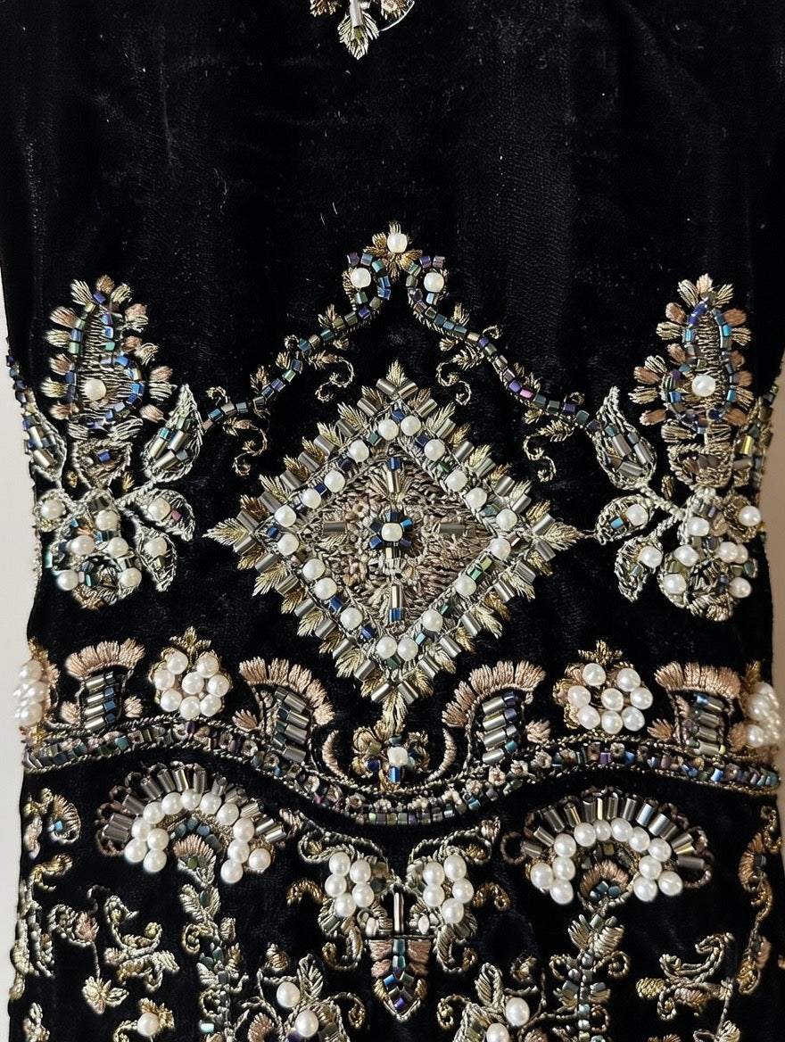 Black Velvet- Luxury Shawl