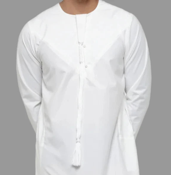 Off White-Noor’s-thobe/Jubba-Emirati Style