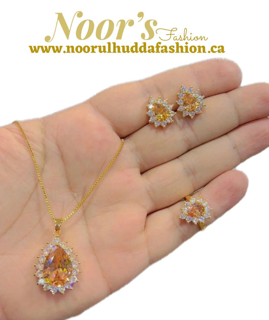 Golden-3D Zircon Locket Set