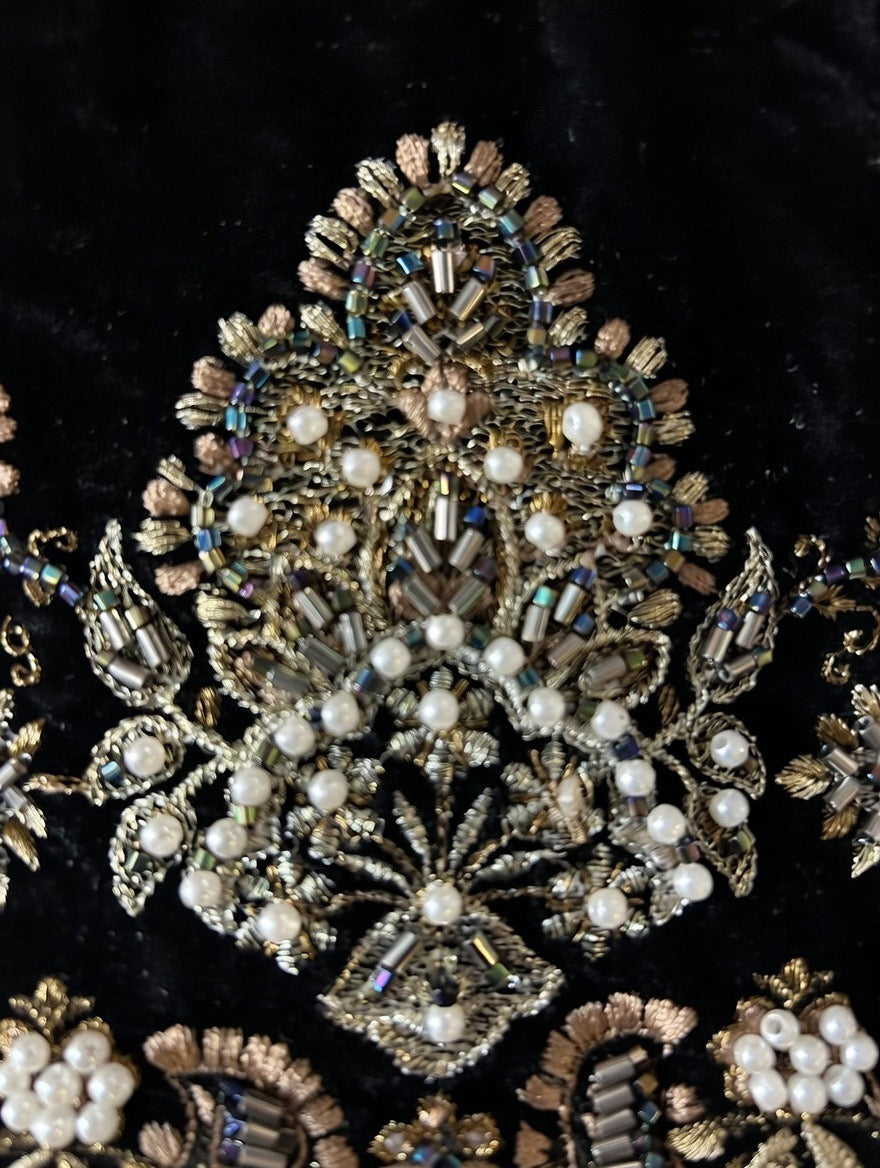 Black Velvet- Luxury Shawl