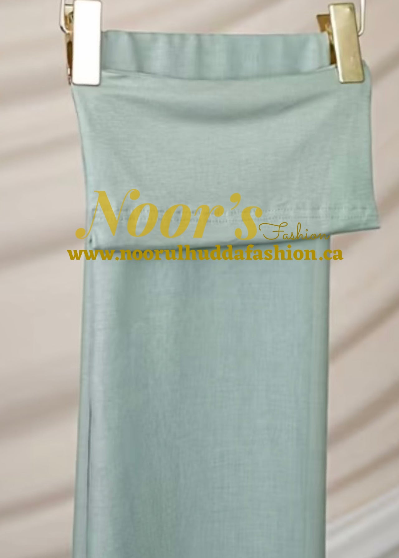 Model Hijab W/Matching Hijab Cap