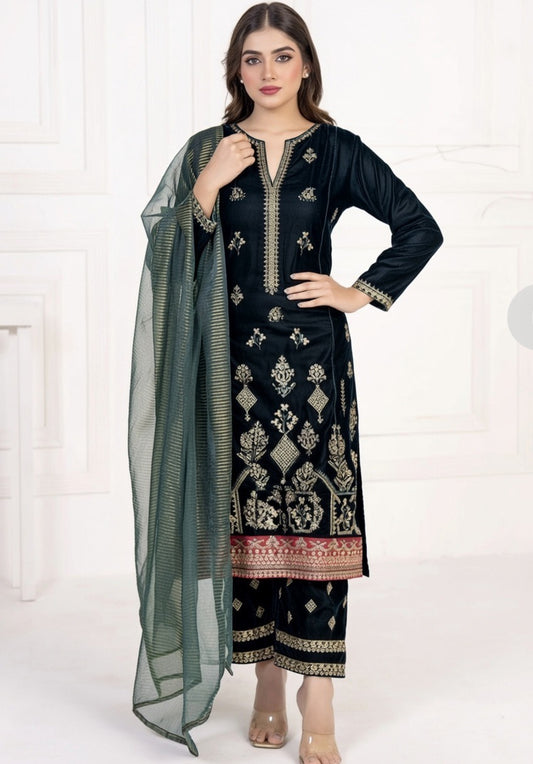 Brand: Limelight-Darkgreen-Velvet