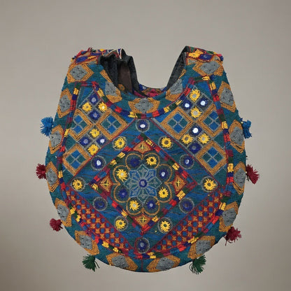 Ladies Shoulder Bags-Embroidered