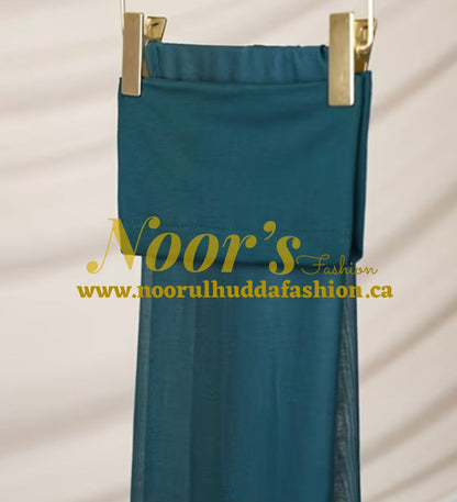 Model Hijab W/Matching Hijab Cap