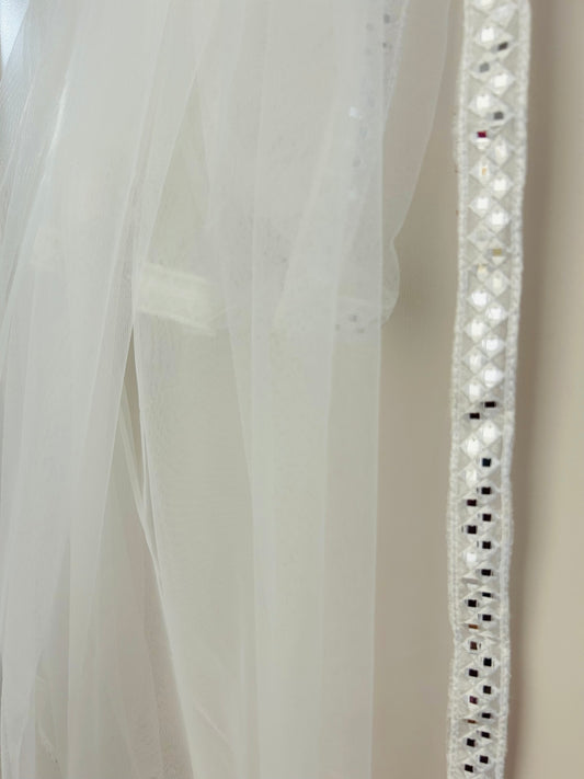 Soft Net-White-Duppata