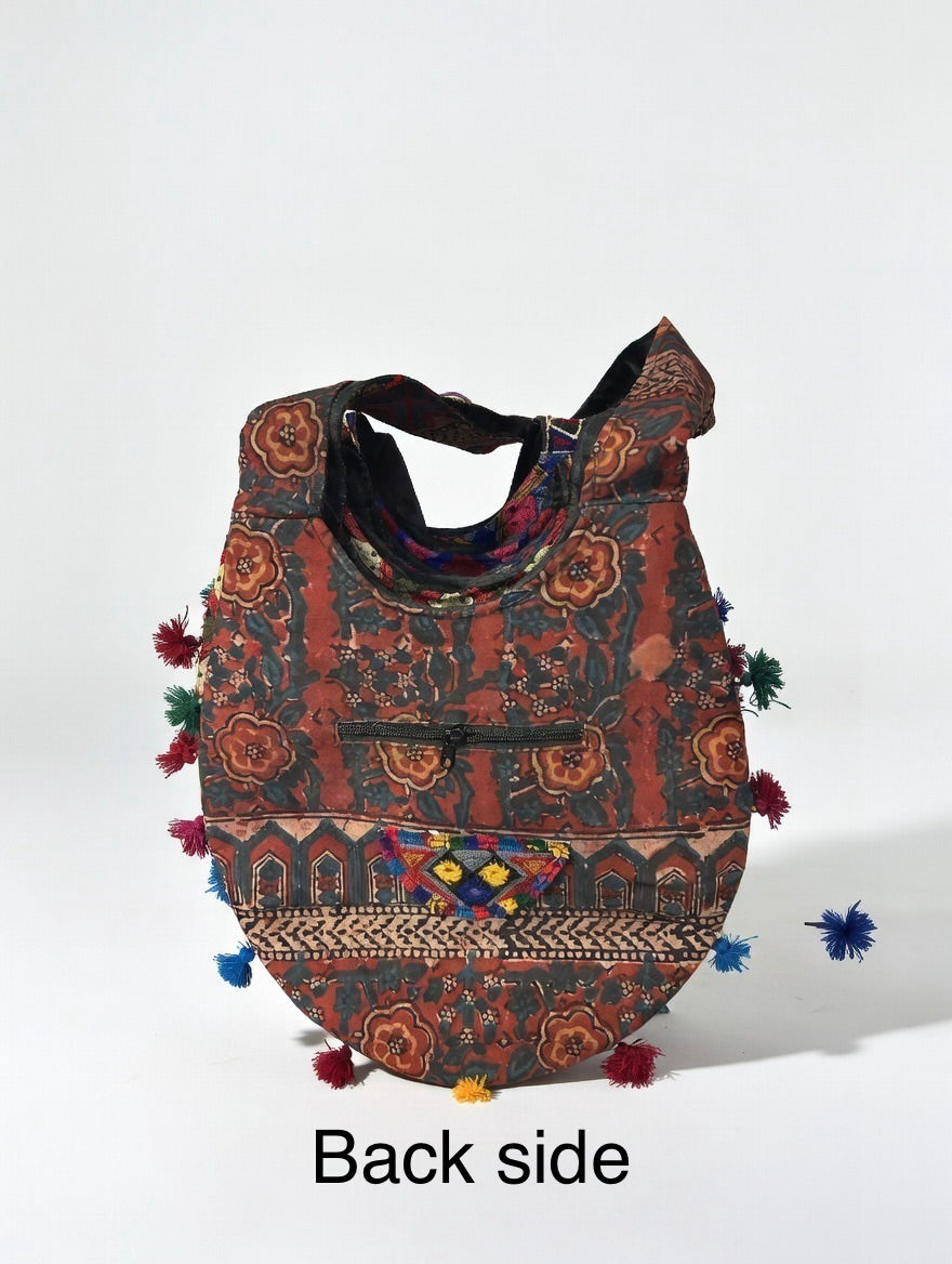 Ladies Shoulder Bags-Embroidered