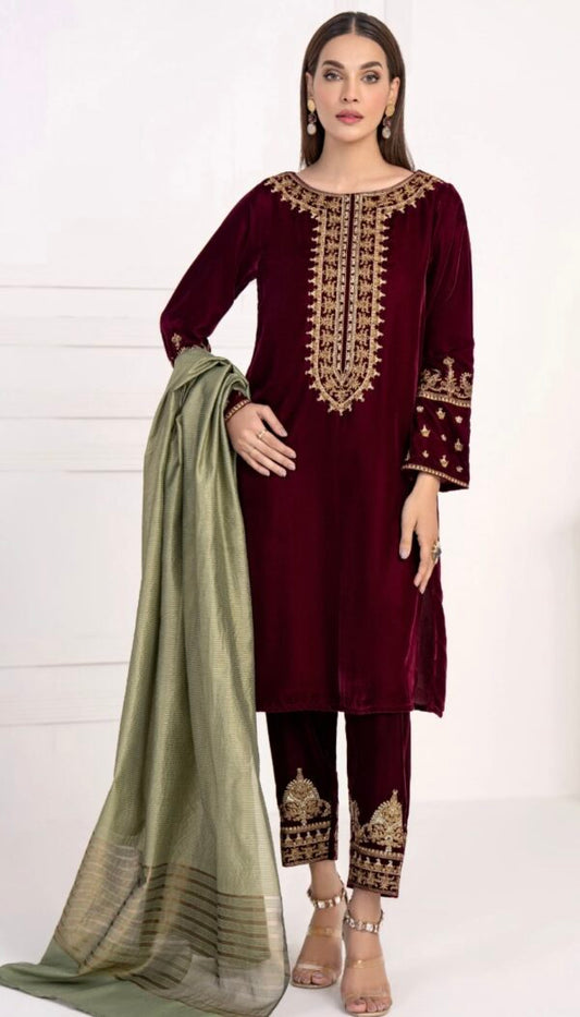 Brand: Limelight-Burgundy-Velvet