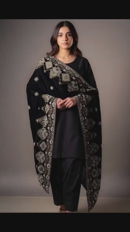 Black Velvet- Luxury Shawl